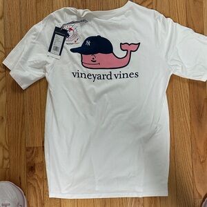 Vineyard Vines Boys New York Yankees Short Sleeved Tee size large (14)